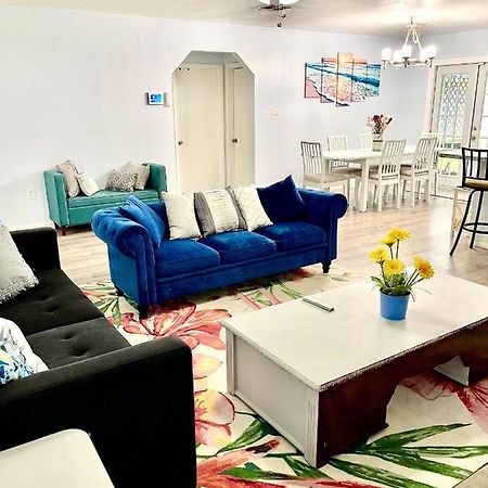 A Cozy Space Coast Retreat Titusville Exterior photo